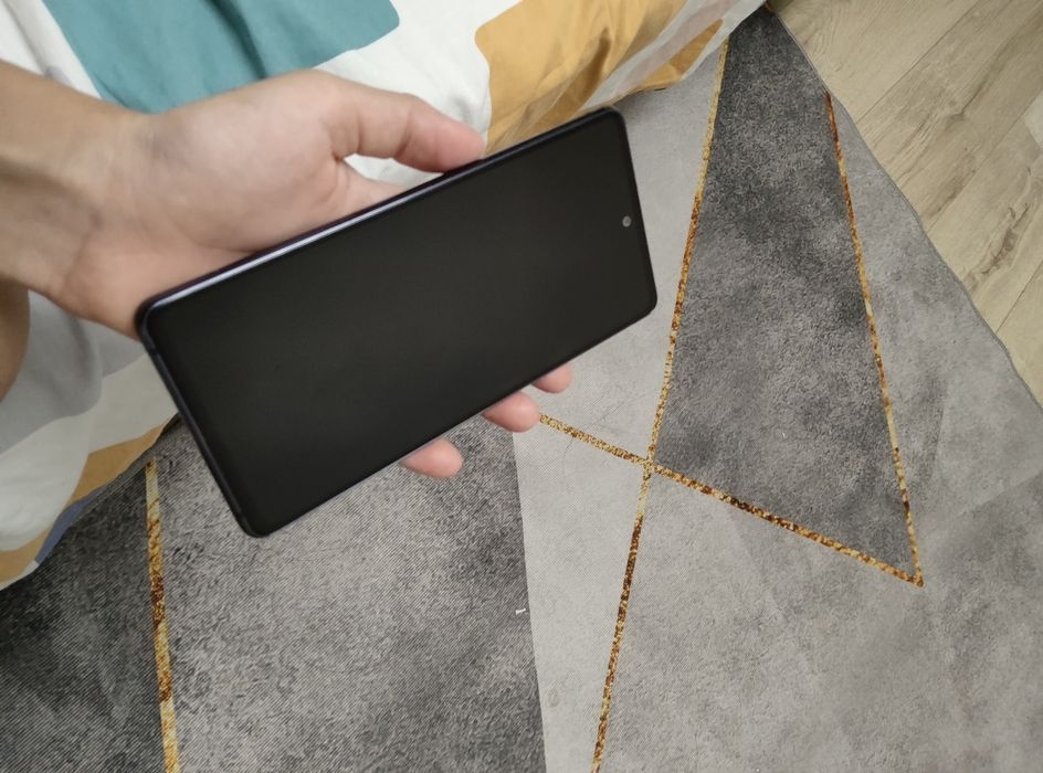 Самсунг с20фе обмен есть