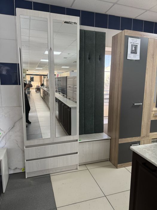 Прихожая Новая с зеркалом