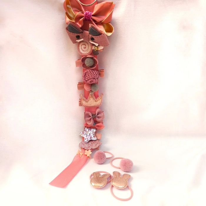 Qizlar uchun zakolkalar to'plami  Набор заколок для девочки