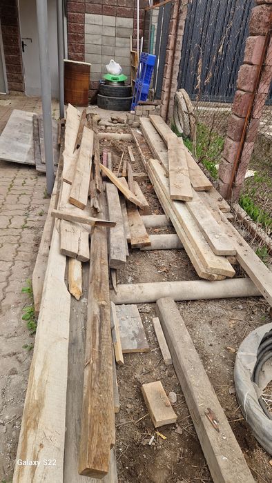 на дрова,доски бесплатно