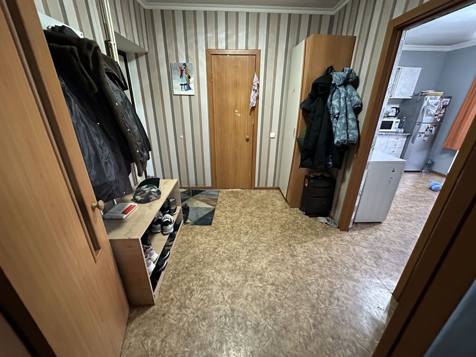 Сдаю квартиру бирюзова 41