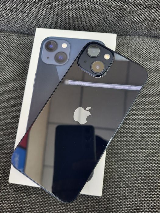 Продам Айфон 13 ( 128гб ) Акб  89%