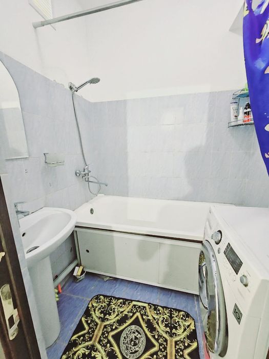 Sergeli 5A Oʻzgarish metro oldida 2xonali