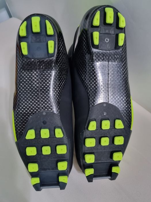 Clăpari Ski de Fond - Fisher SpeedMax Classic