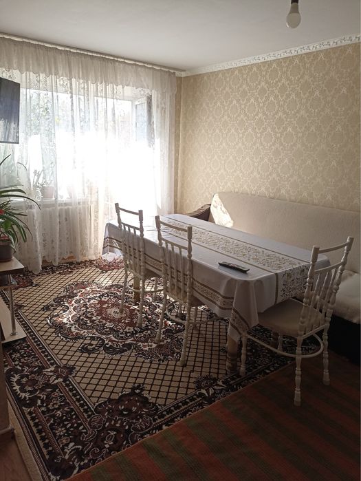 Обменяю 3-х комнатную квартиру на дом.