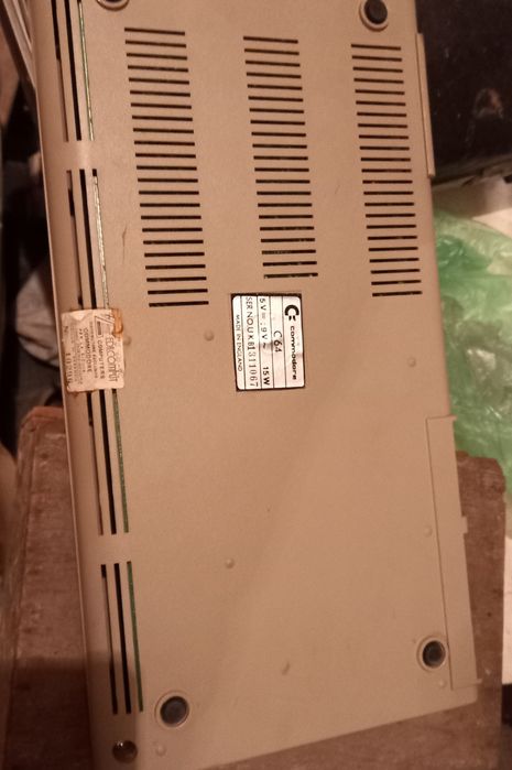 Commodore 64 (оригинал, Made in England
