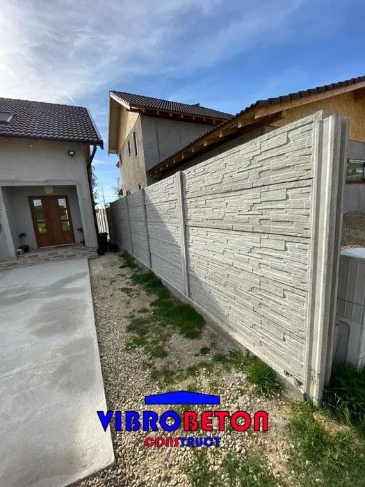Placi de gard din beton