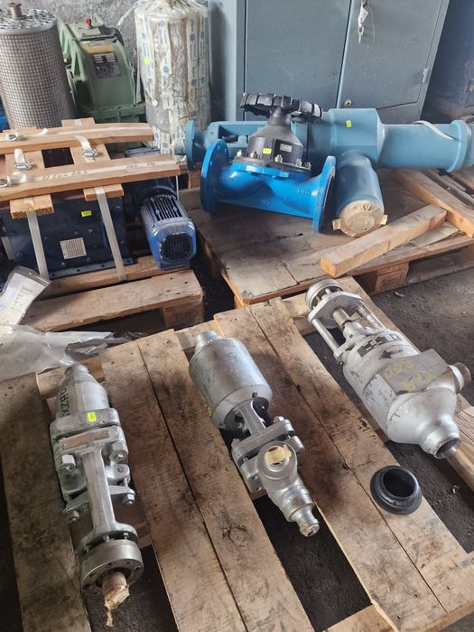 Помпа / Бътерфлай клапи / Арматура /ел . Задвижки / СКЛАД