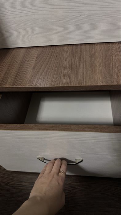 Двухъярусная кровать