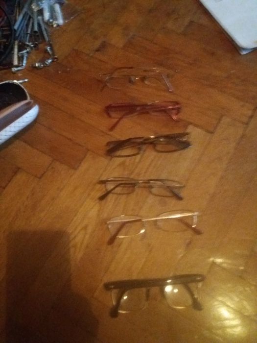 Ochelari diferite modele