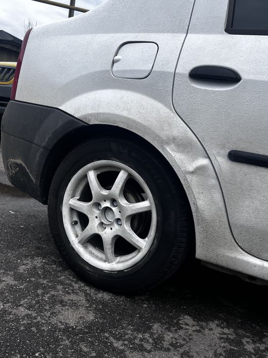 Vand logan 1.4 benzina