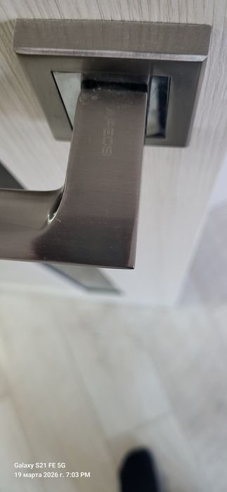 Продам двери межкомнатные