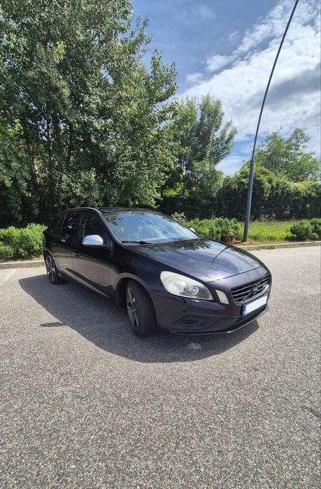 Volvo V60 R-Design 1.6 T4 Benzină 179 CP - 2012