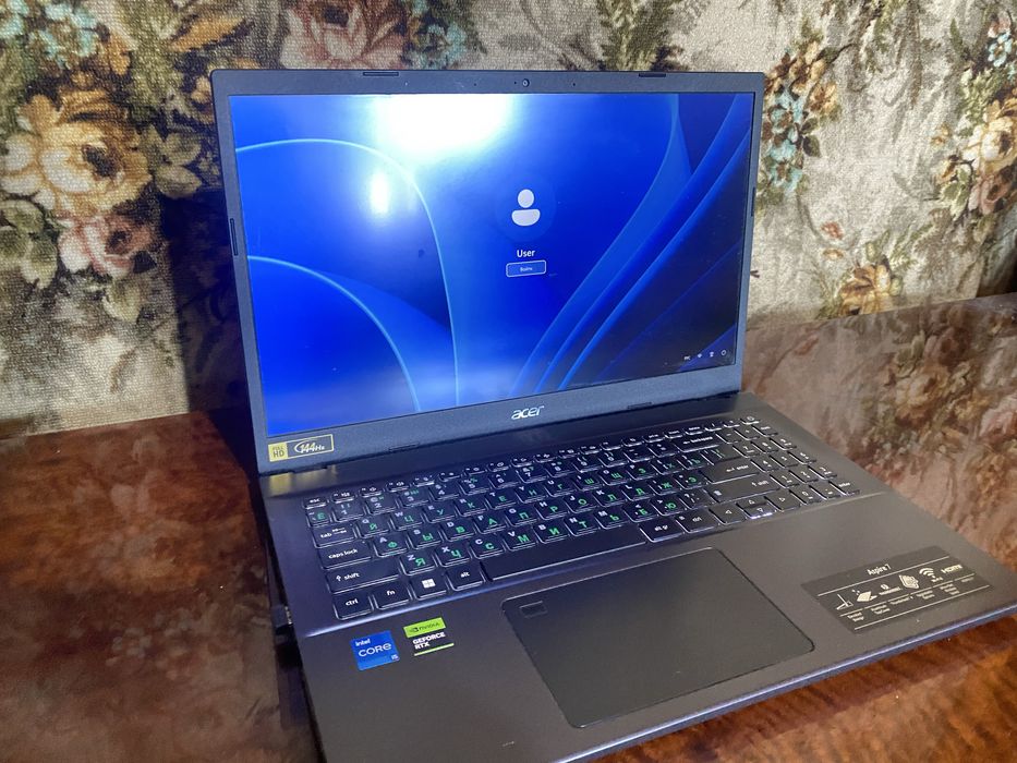 Acer noutbook sotiladi