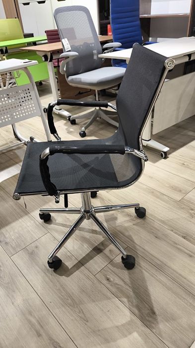 Кресло Grid Original перечисление есть