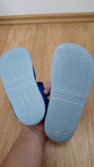 sandale adidas copii 32
