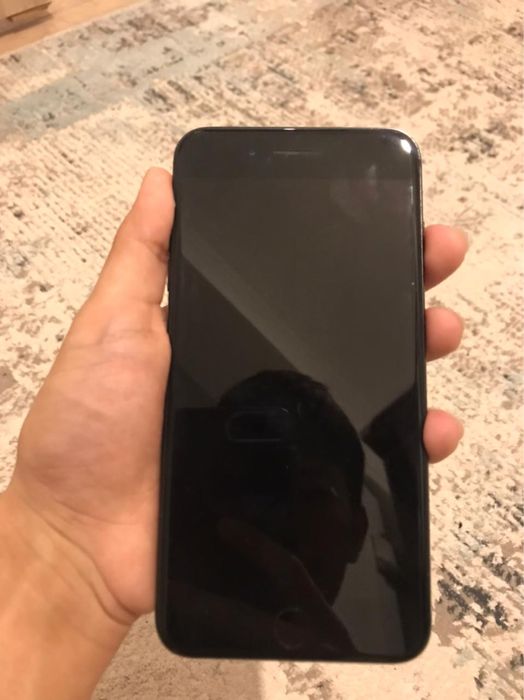 Айфон 7+  128 гб сост идеалный