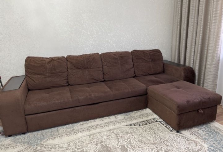 Отдам диван даром