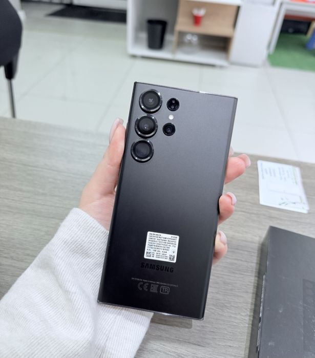 Samsung S23 Ultra 12/256 black