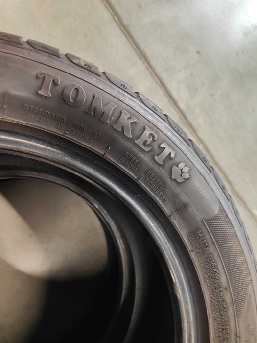 2бр.зимни гуми 215/55/16 Tomket