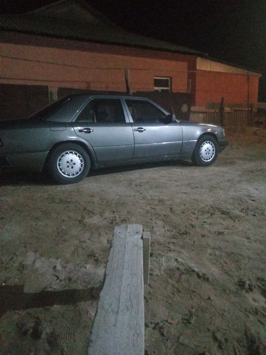 Mercedes Benz 124