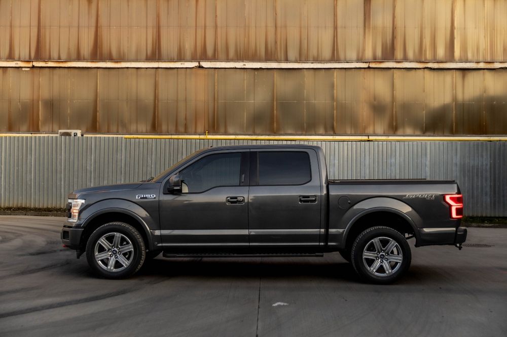 FORD F150 Lariat
