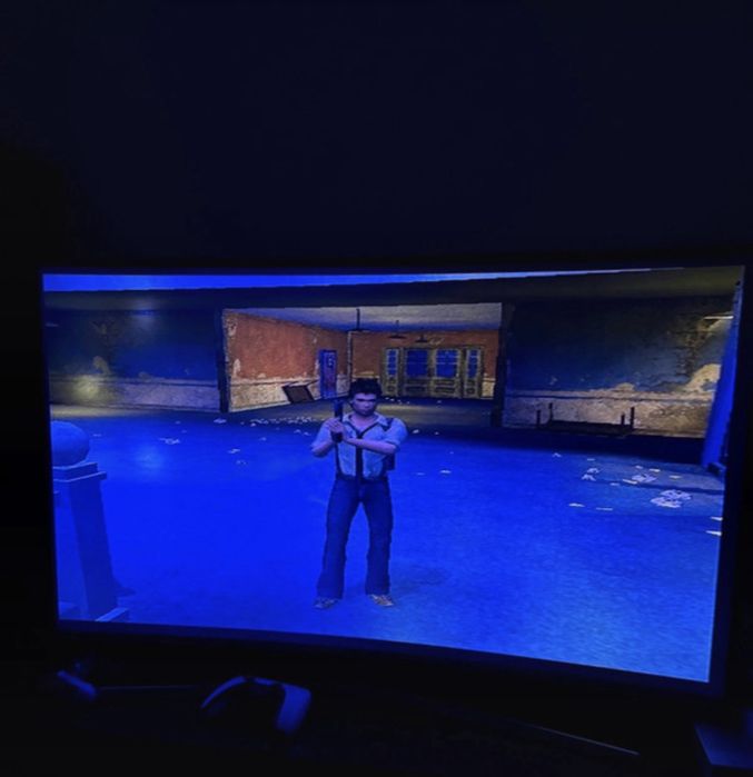 Playstation 2 Slim + 3 Controllers + AV>VGA Adaptor + 64mb Memory Card