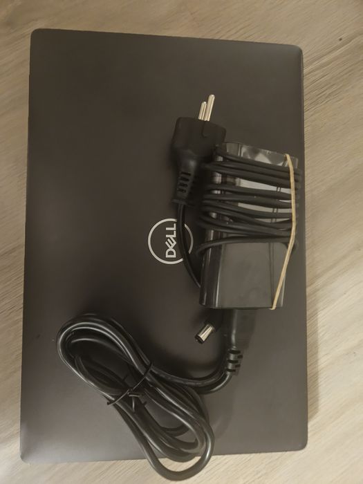 Dell Latitude 5400, Intel i5-8365U, 16GB RAM, SSD 512 NVMe