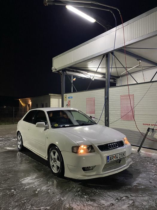 Vând audi a3 1.6 benzina