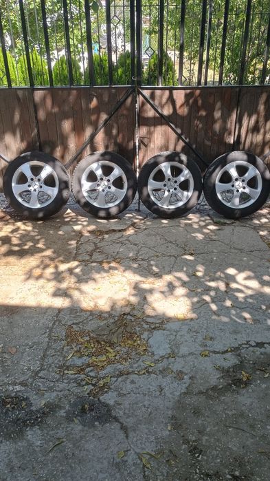 Гуми 205/55/16с алуминиеви джанти 5х112