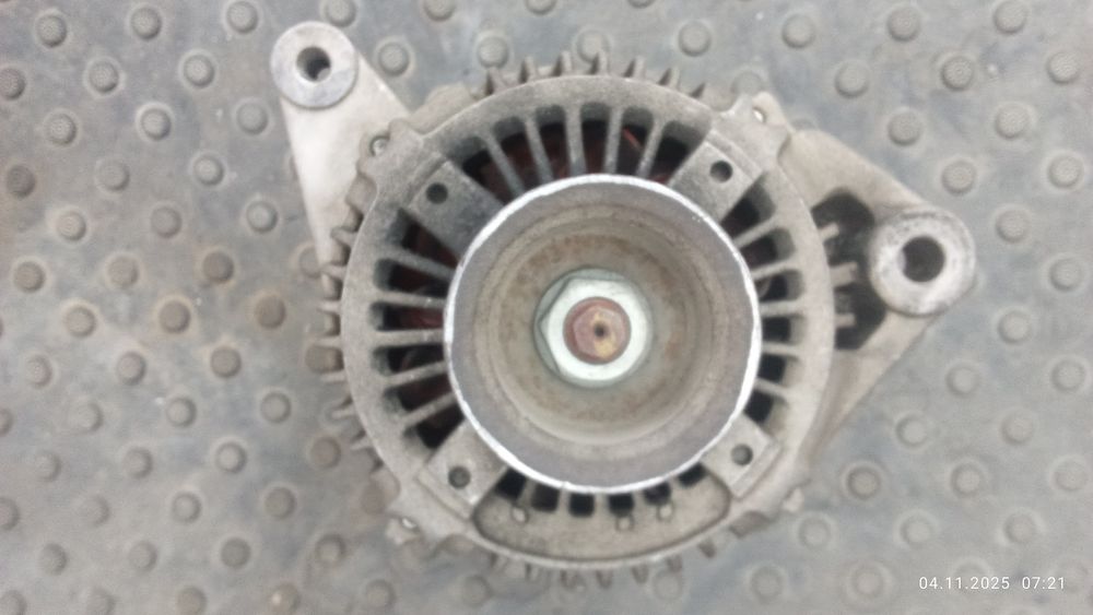 Продам генератор  на Лексус рх.300