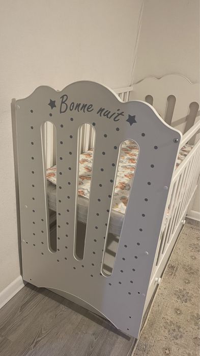 Манеж кровать с матрасом