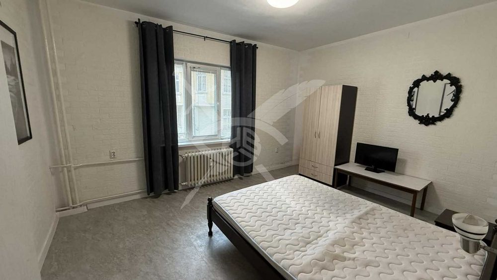 Дава се под наем Двустаен апартамент в София, Яворов - 60 кв.м за 598.23 € - Снимка #1