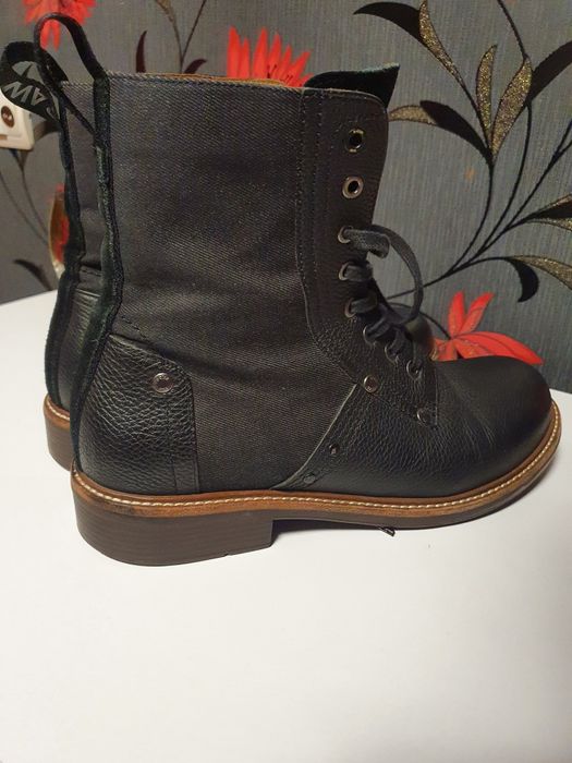 Bocanci G raw din piele