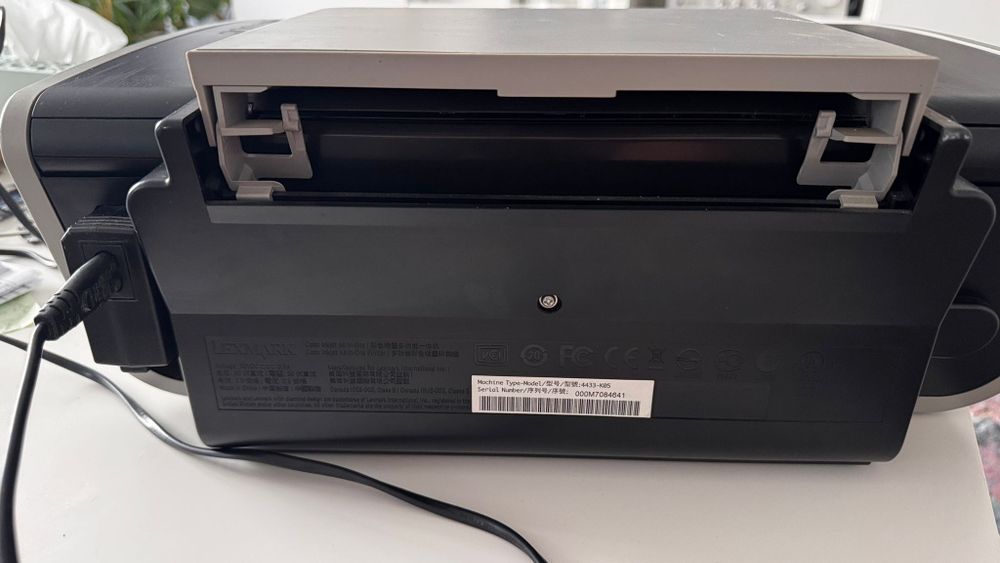 Imprimanta lexmark cu scaner