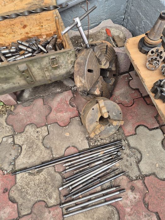 Токарные инструменты