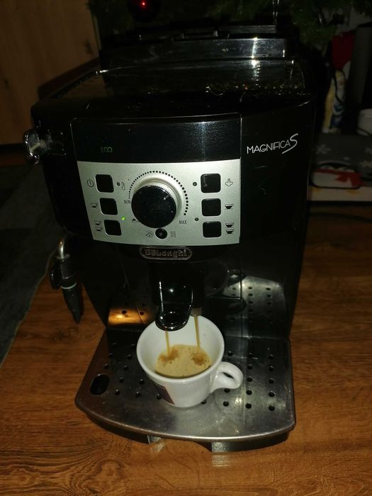 Expresor Delonghi Magnifica S import Germania
