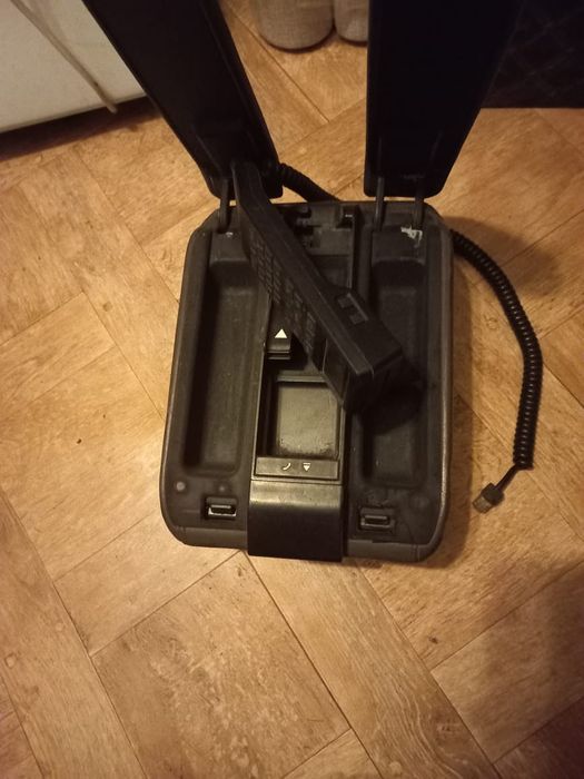 Штатный телефон BMW