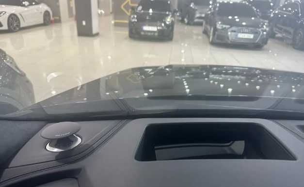 Audi SQ7 Quattro Premium
