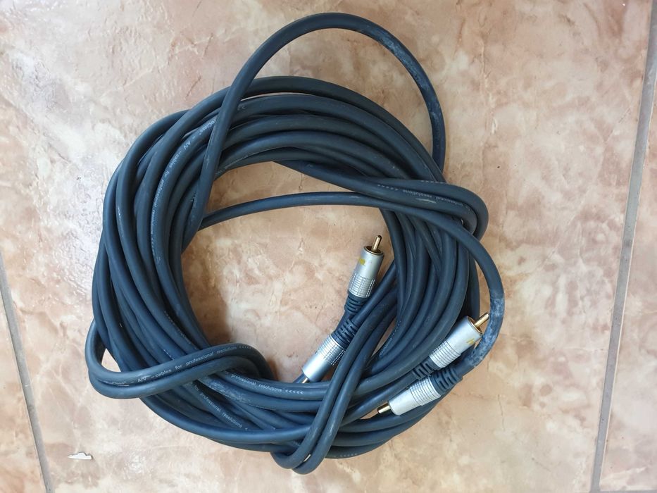 Cablu audio si de alimentare pentru subwoofer auto