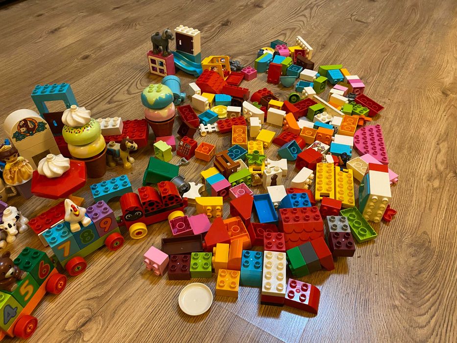 LEGO DUPLO Mai multe seturi complete
