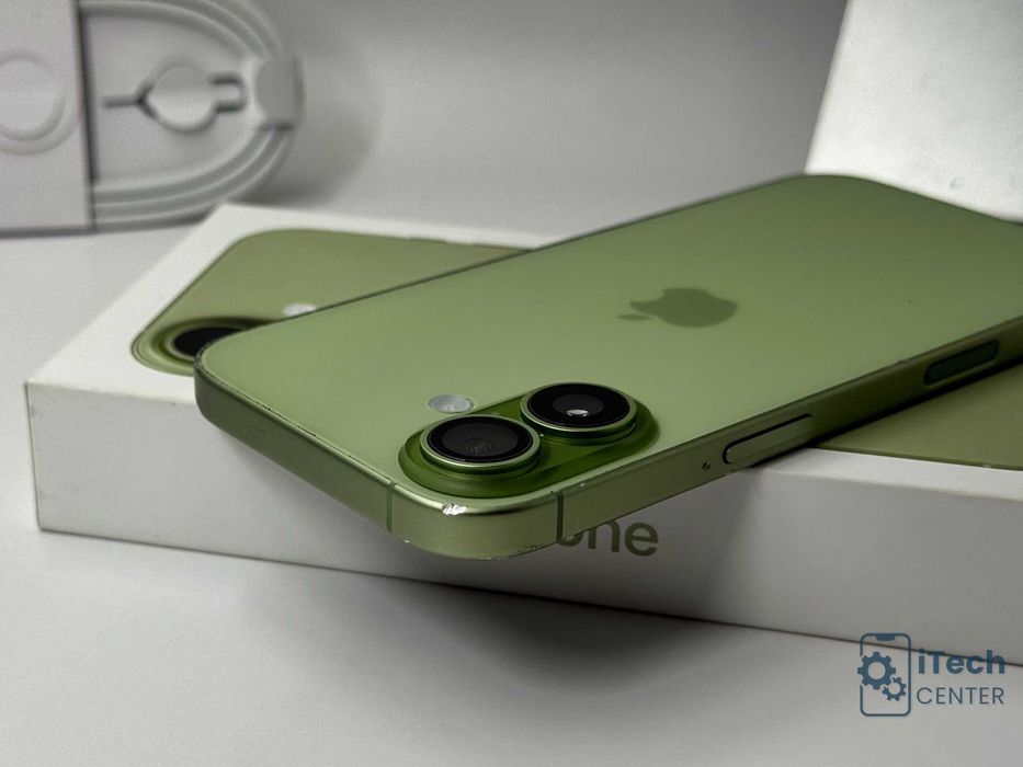 iPhone 17 256GB Sage, 100% батерия, ОТЛИЧЕН, 1г. ГАРАНЦИЯ!