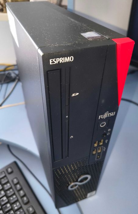 Unitate centrala (PC) Fujitsu Esprimo D7010 SFF I3-10100T