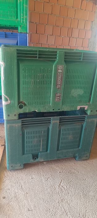 Boxpaleti din plastic