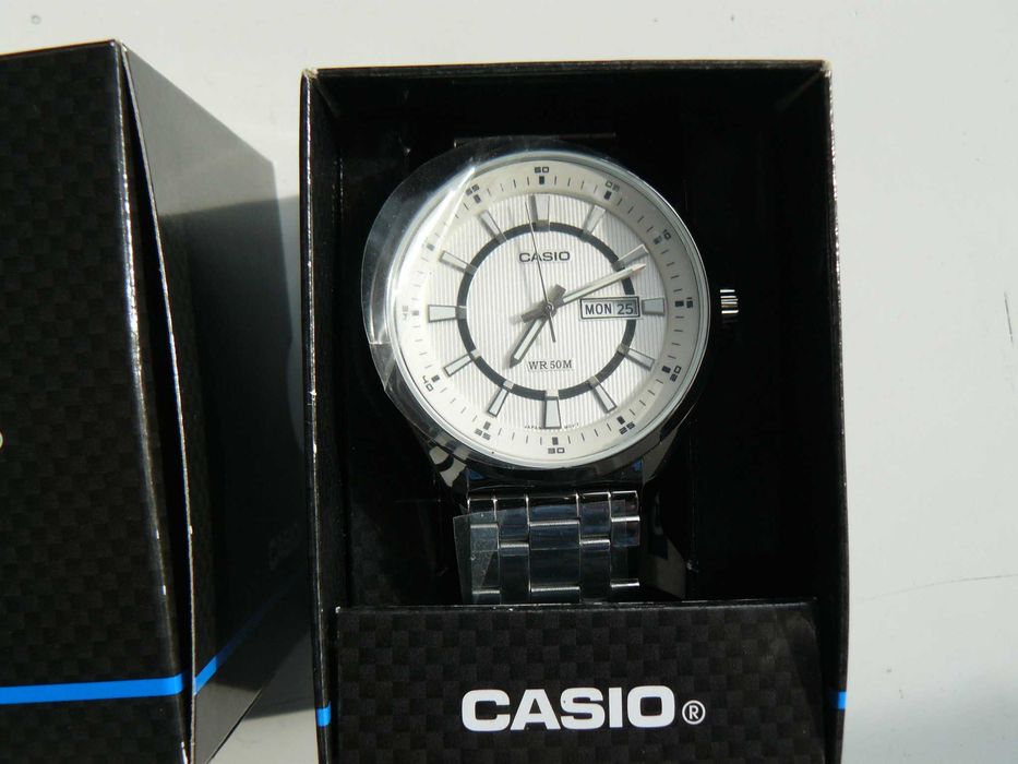 Ceas Barbati CASIO MTP-E108D-7AV Original Mecanism Quartz Nou In Cutie