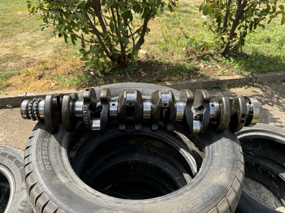 Колянов вал Bmw 535d 272кс.