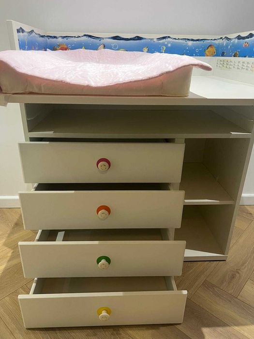 Masă înfăşat copil Ikea