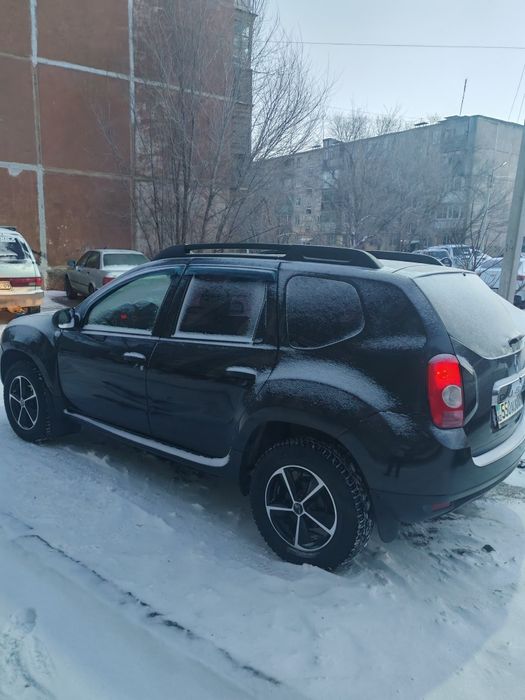 Продаём рено дастер 2015год