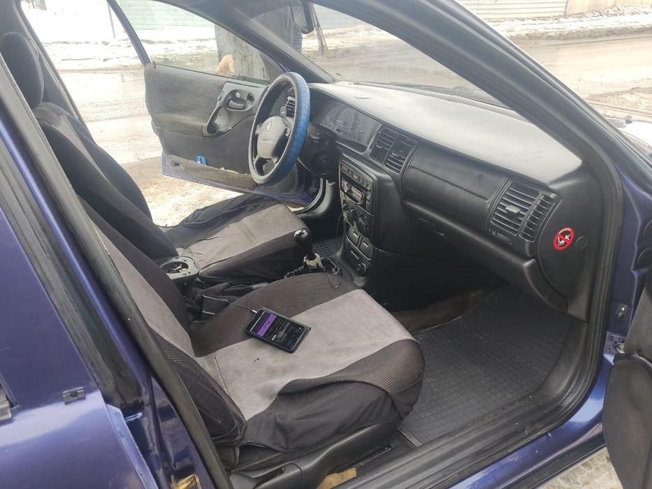 Продам Опель вектра б