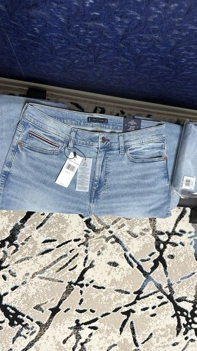 Джинсы Tommy Hilfiger slim fit 34/32.